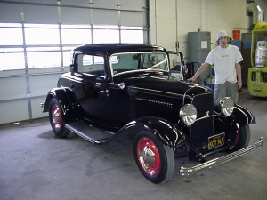 1932 ford 3 window coupe (1)