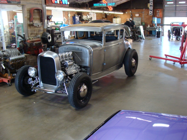 3 1931 ford model A coupe