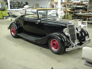 6.6 1934 ford 2 inch choped top roadster