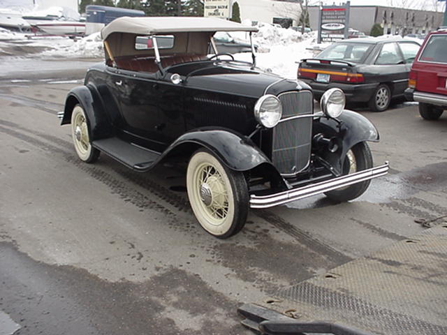 3 1932 ford roadster